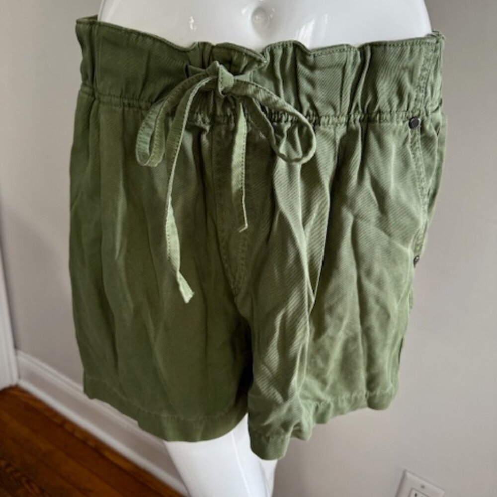 Kut From Kloth Olive Stretch Waisted Shorts Size Large